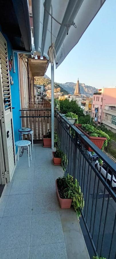 Apartamento Sabrina'S House Giardini-Naxos Exterior foto